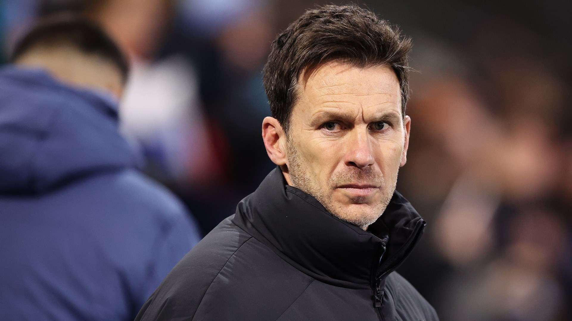 但其顽强的 但其顽强的